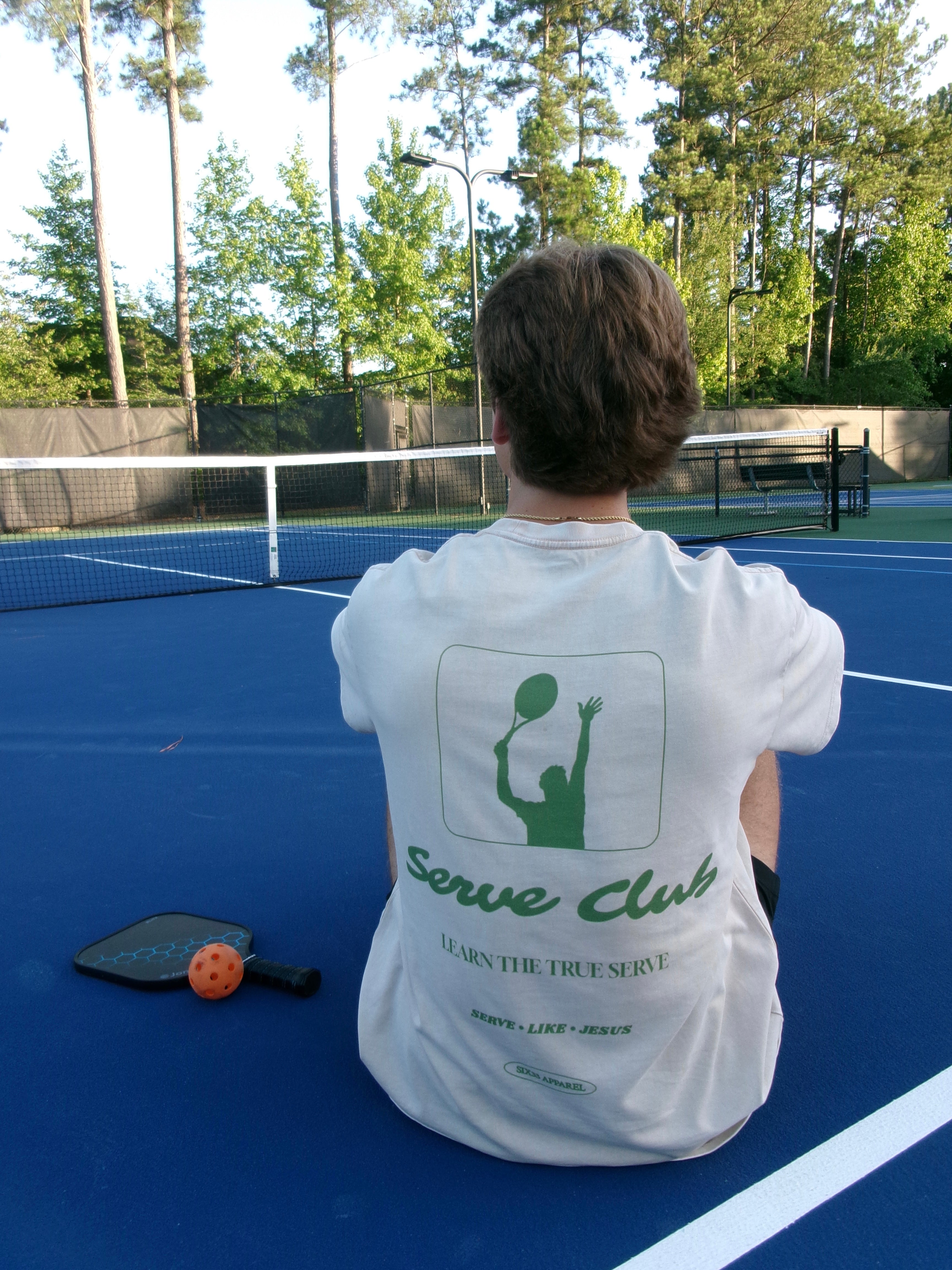 "Serve Club" oversized boxy shirt